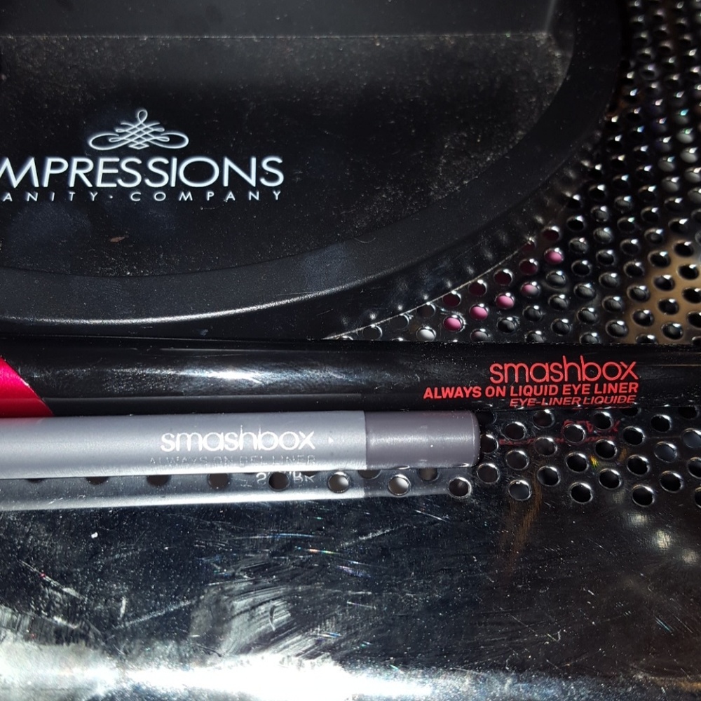 Make up bundle - Picture 4 of 5
